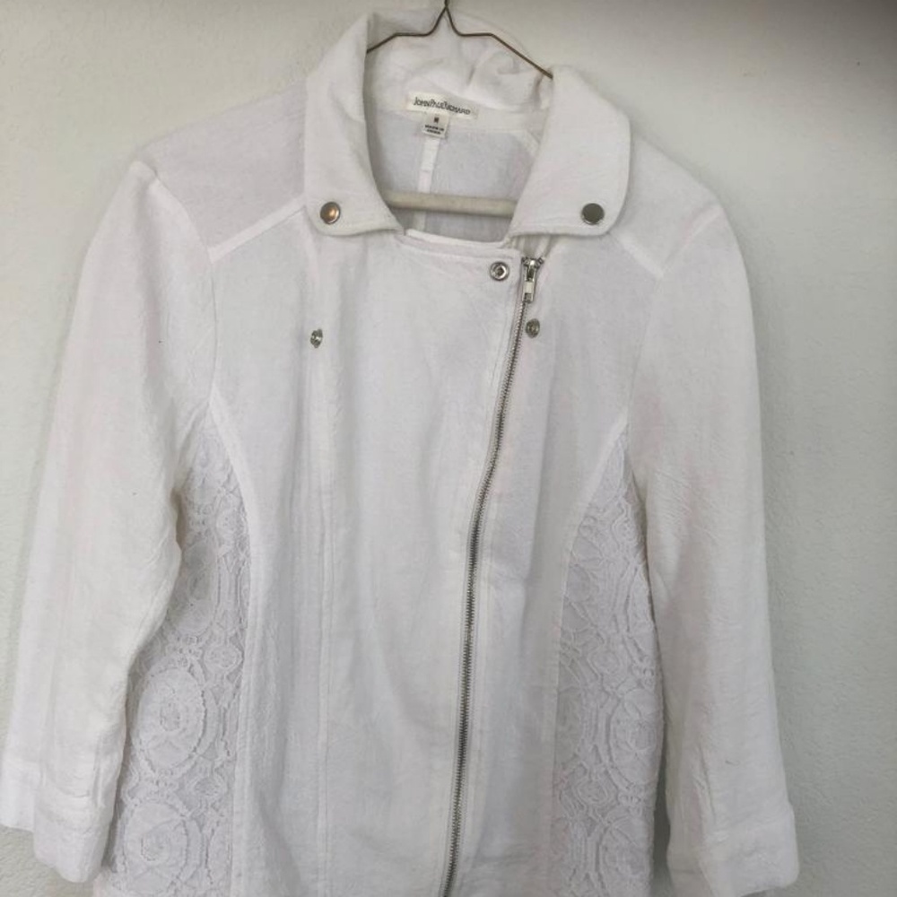 White jacket